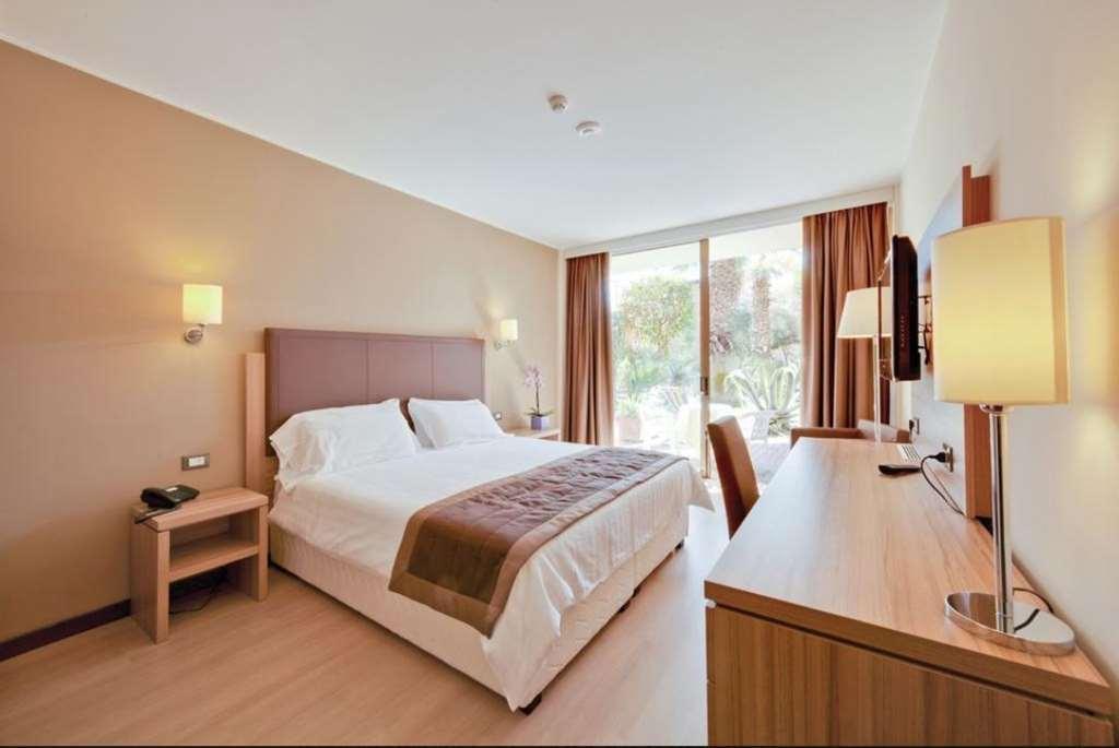 Nyala Suite Hotel Sanremo Zimmer foto